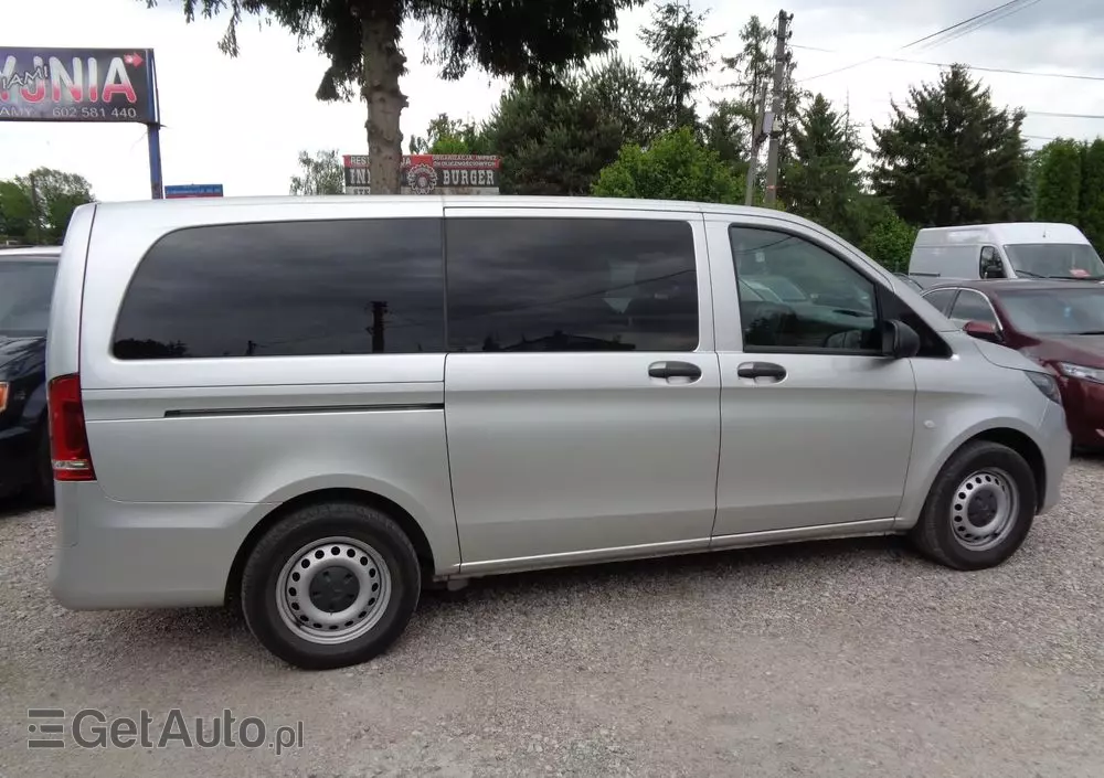 MERCEDES-BENZ Klasa V 300 extralang 9G-TRONIC