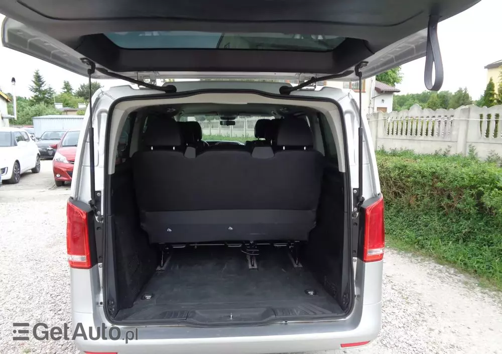 MERCEDES-BENZ Klasa V 300 extralang 9G-TRONIC