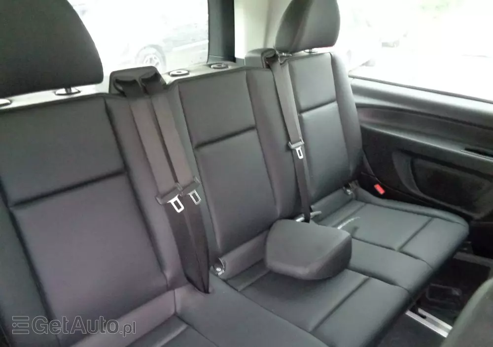 MERCEDES-BENZ Klasa V 300 extralang 9G-TRONIC