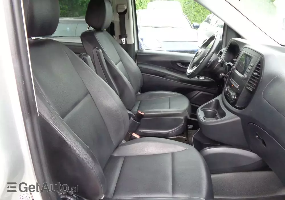 MERCEDES-BENZ Klasa V 300 extralang 9G-TRONIC