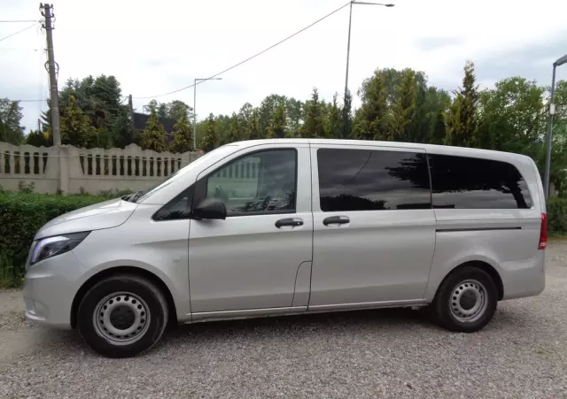 MERCEDES-BENZ Klasa V 300 extralang 9G-TRONIC