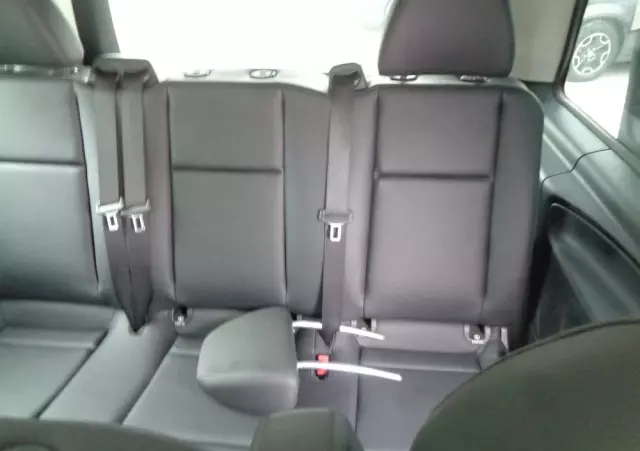 MERCEDES-BENZ Klasa V 300 extralang 9G-TRONIC