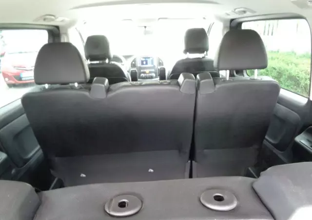 MERCEDES-BENZ Klasa V 300 extralang 9G-TRONIC