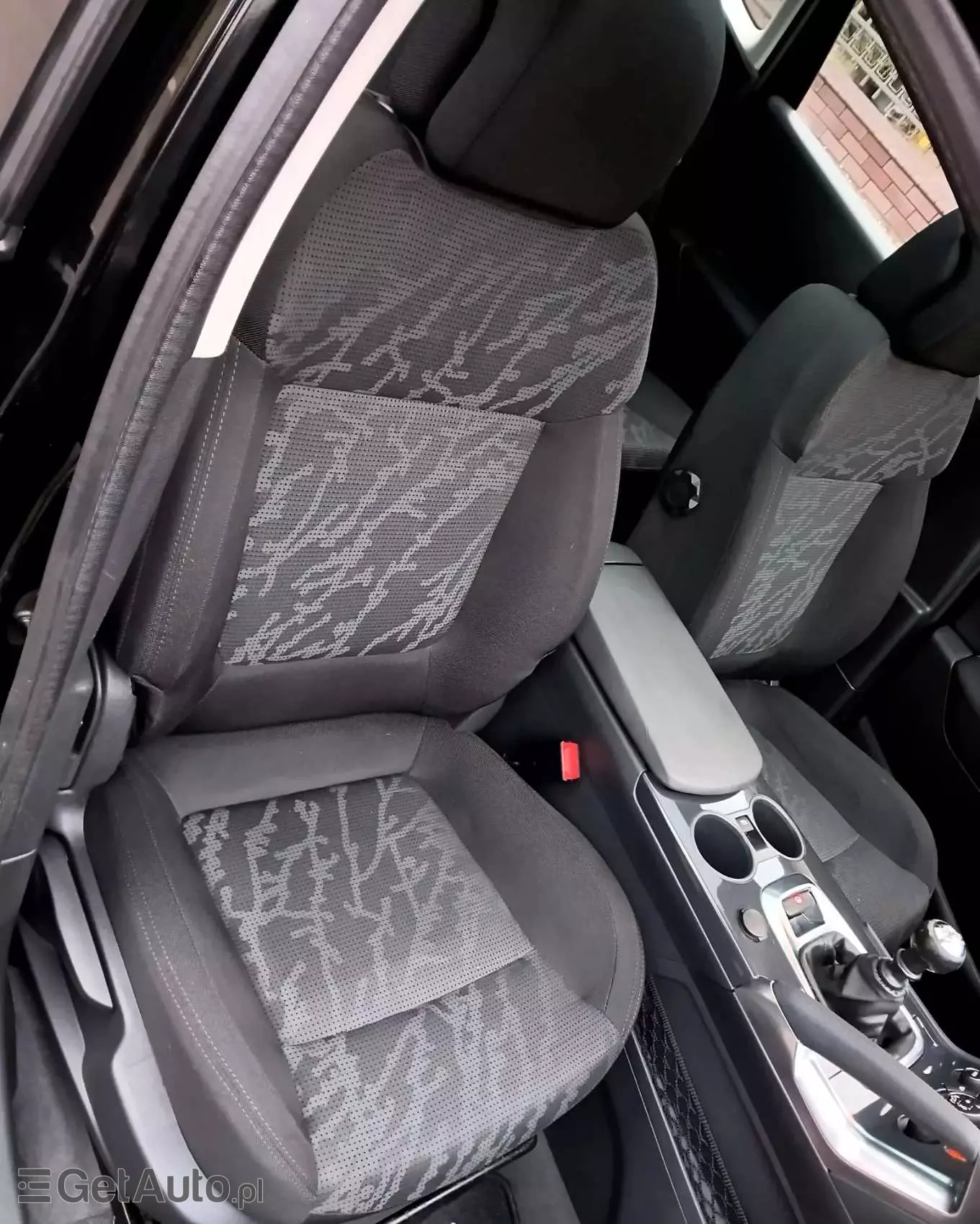 PEUGEOT 3008 1.6 Allure