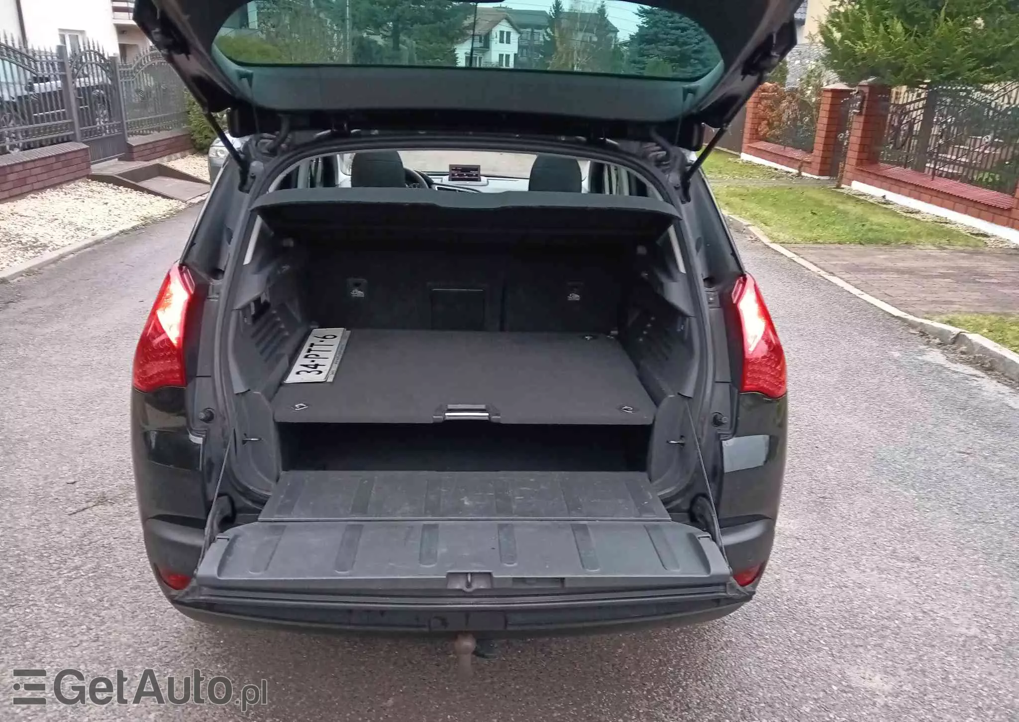 PEUGEOT 3008 1.6 Allure