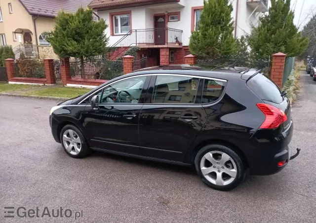 PEUGEOT 3008 1.6 Allure