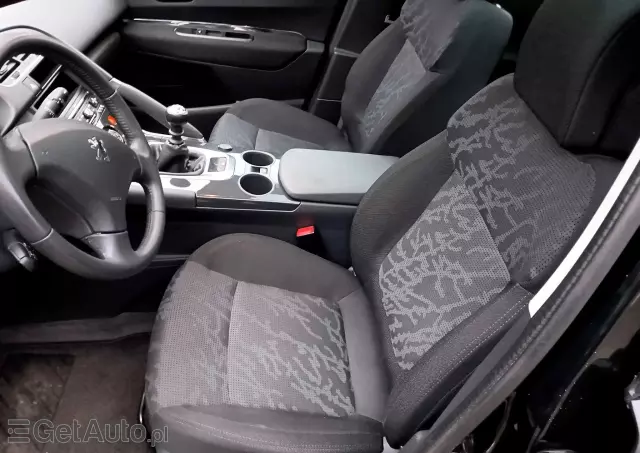 PEUGEOT 3008 1.6 Allure