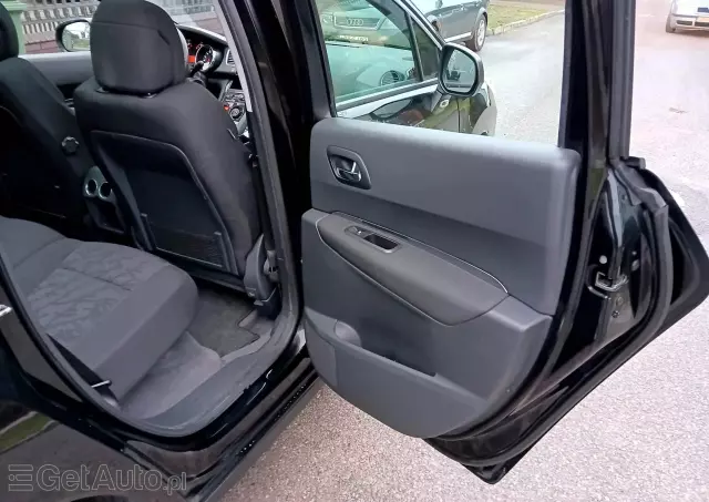 PEUGEOT 3008 1.6 Allure