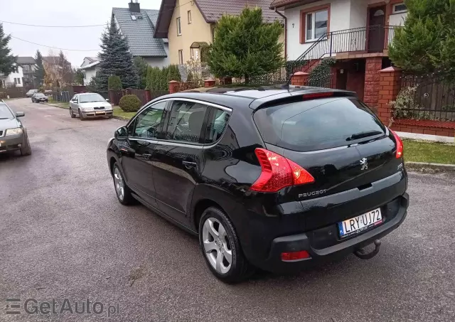 PEUGEOT 3008 1.6 Allure