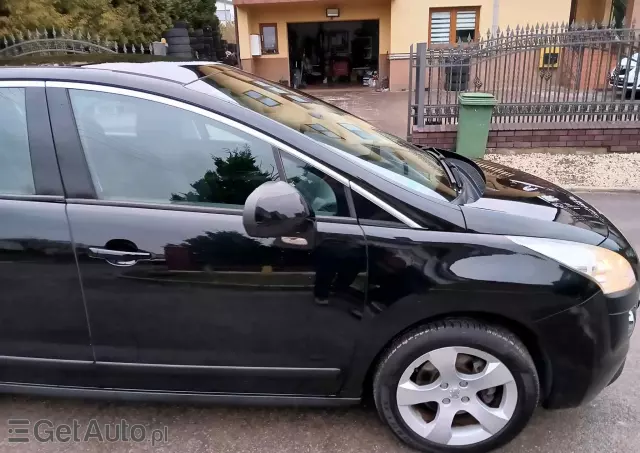 PEUGEOT 3008 1.6 Allure
