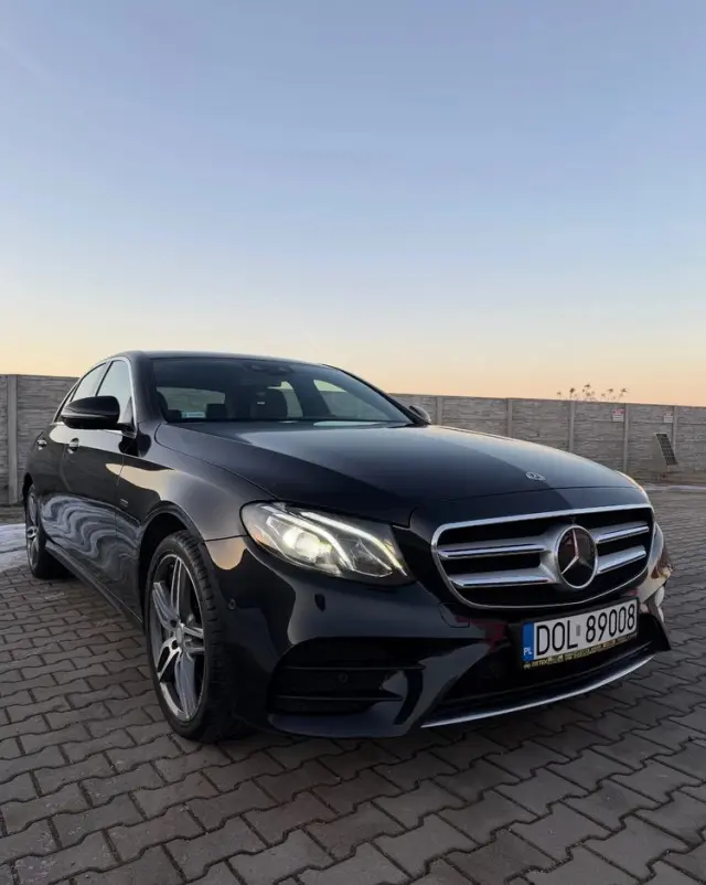 MERCEDES-BENZ Klasa E 