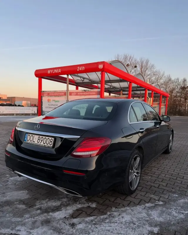 MERCEDES-BENZ Klasa E 