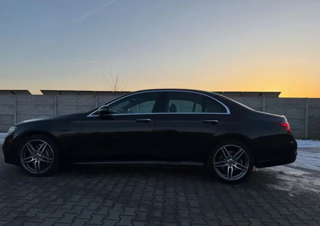 MERCEDES-BENZ Klasa E 