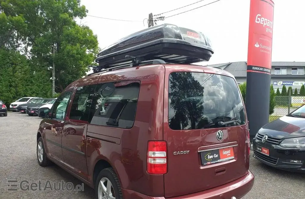 VOLKSWAGEN Caddy California 