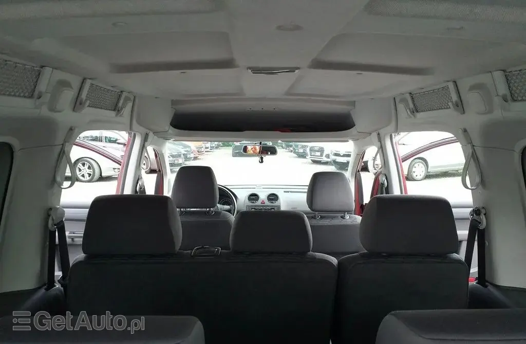 VOLKSWAGEN Caddy California 