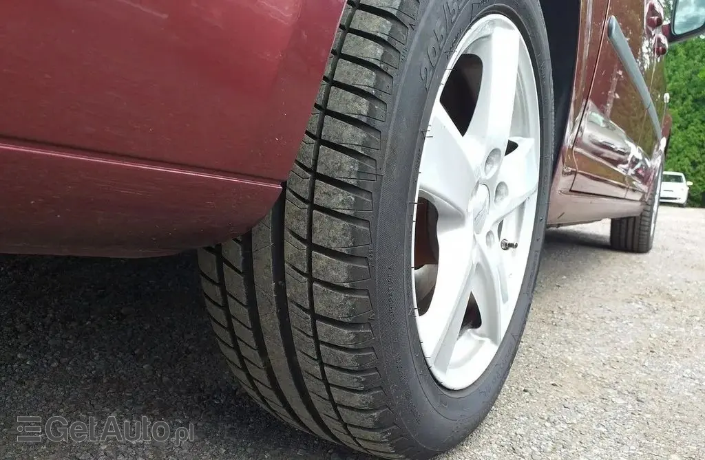 VOLKSWAGEN Caddy California 