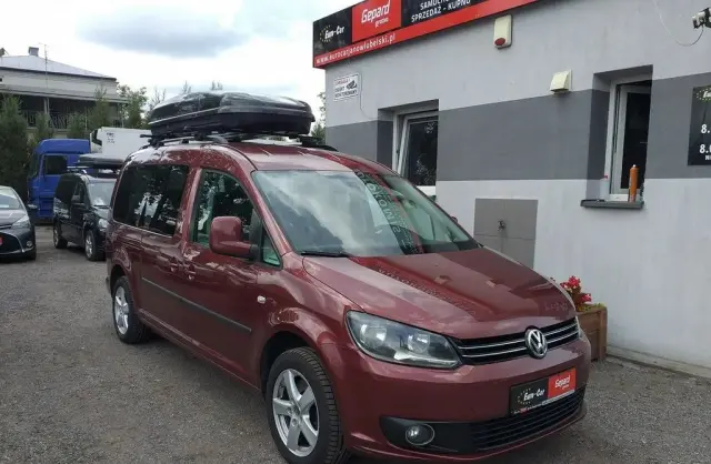 VOLKSWAGEN Caddy California 