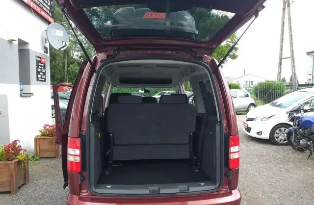 VOLKSWAGEN Caddy California 