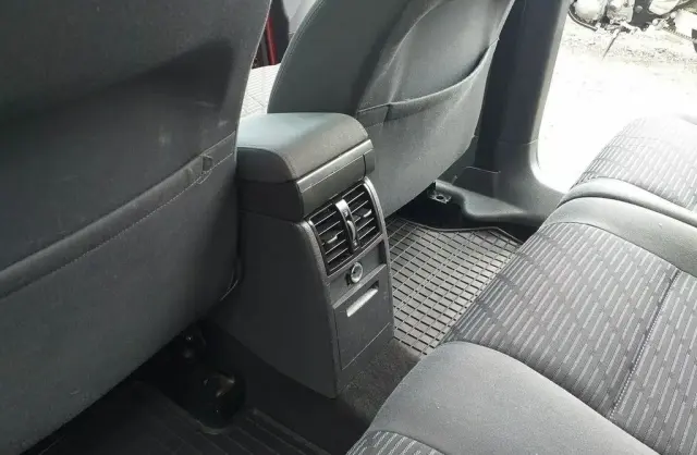 VOLKSWAGEN Caddy California 