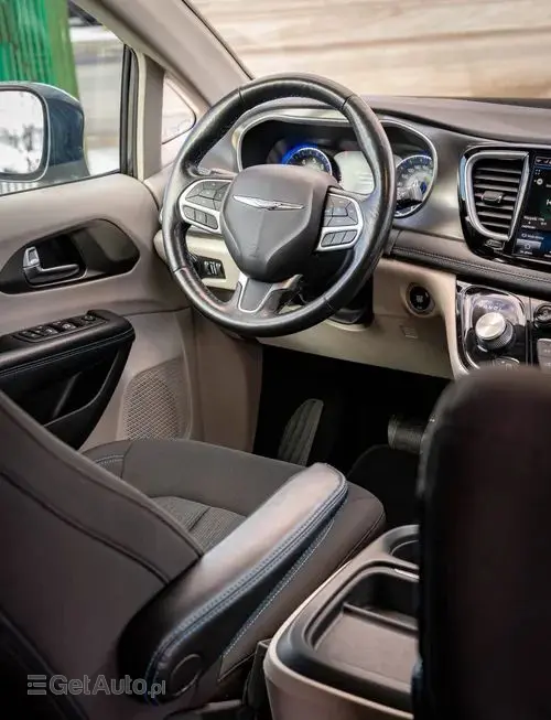 CHRYSLER Pacifica 