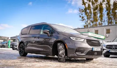 CHRYSLER Pacifica 