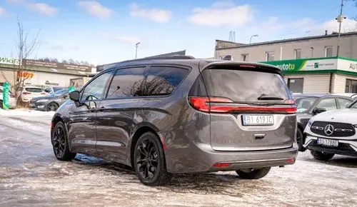 CHRYSLER Pacifica 