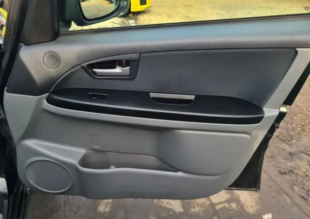 SUZUKI SX4 1.9 DDiS DPF 4x2 Comfort