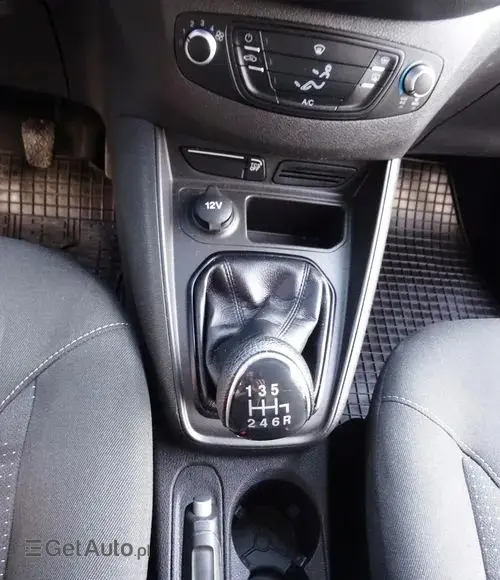 FORD Transit Courier 