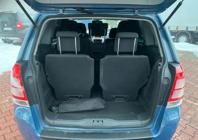 OPEL Zafira 2.2 Automatik Edition