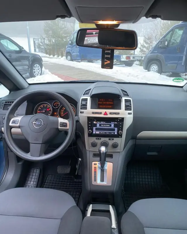 OPEL Zafira 2.2 Automatik Edition