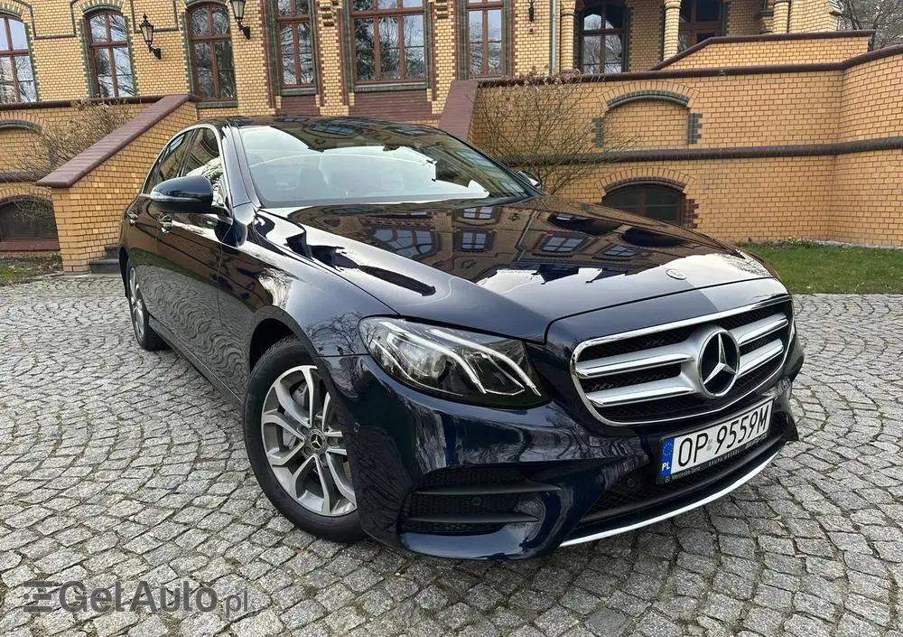 MERCEDES-BENZ Klasa E 220 d 4-Matic AMG