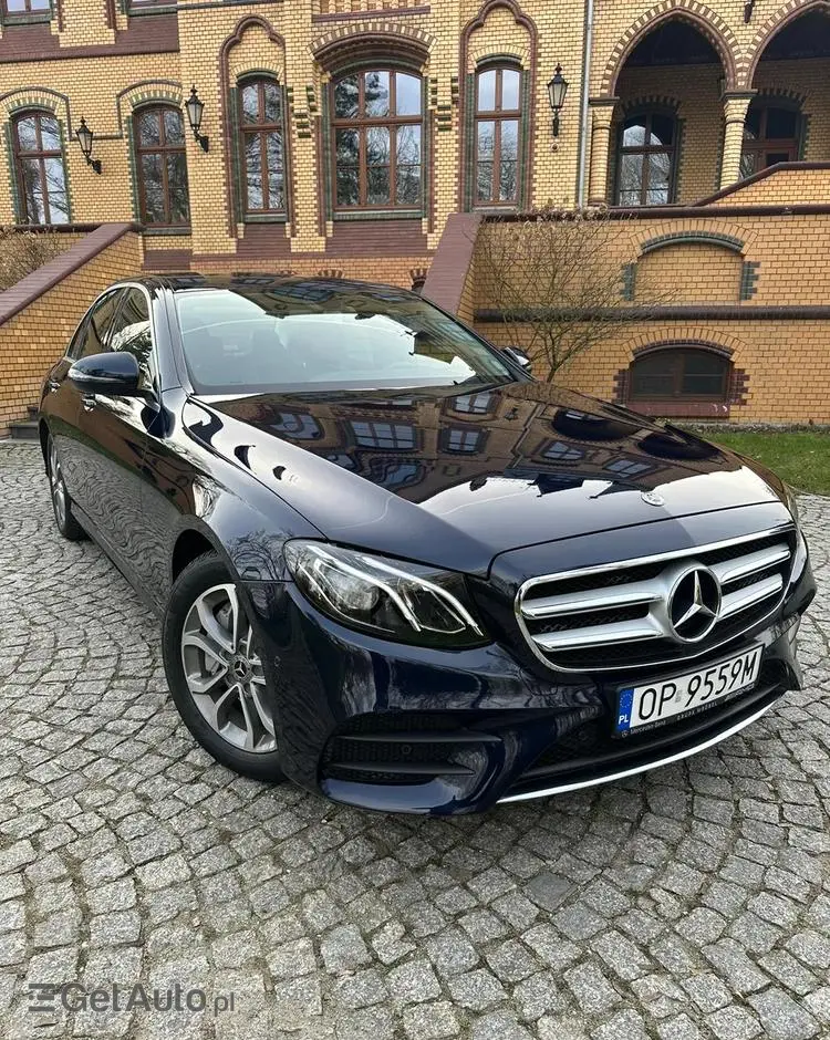 MERCEDES-BENZ Klasa E 220 d 4-Matic AMG