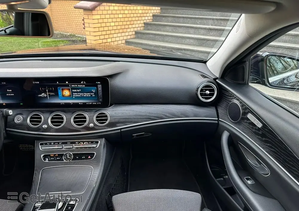 MERCEDES-BENZ Klasa E 220 d 4-Matic AMG