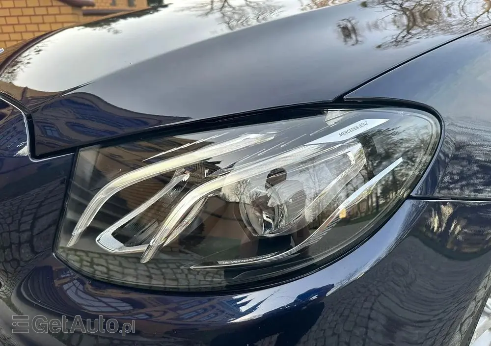 MERCEDES-BENZ Klasa E 220 d 4-Matic AMG