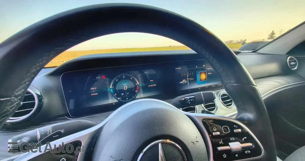 MERCEDES-BENZ Klasa E 220 d 4-Matic AMG