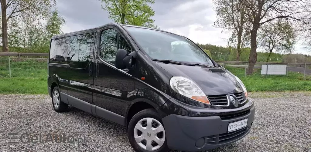 RENAULT Trafic 