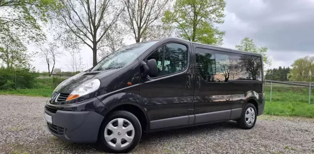 RENAULT Trafic 