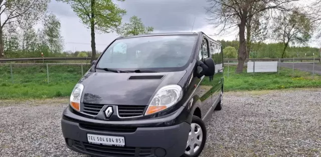 RENAULT Trafic 