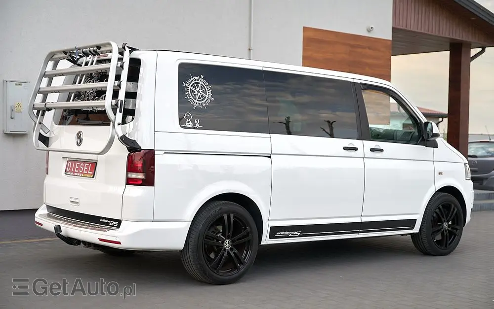 VOLKSWAGEN Multivan 