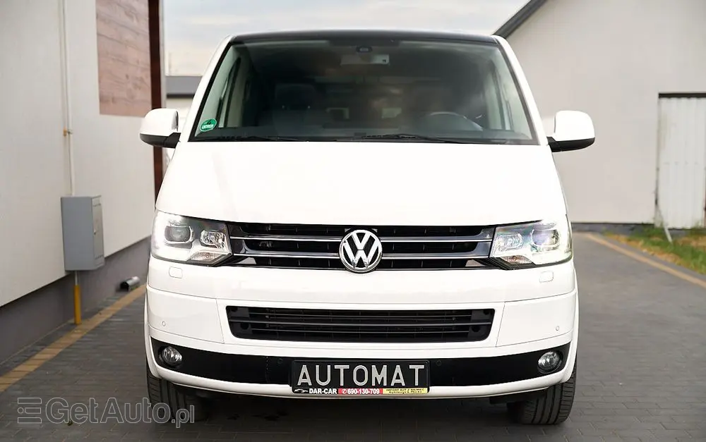 VOLKSWAGEN Multivan 