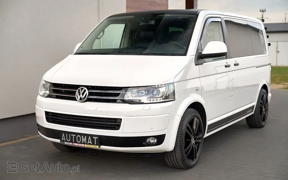 VOLKSWAGEN Multivan 