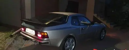 PORSCHE 944 