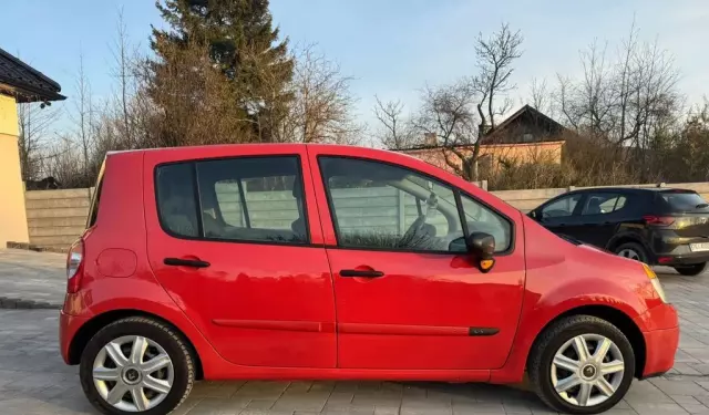 RENAULT Modus 