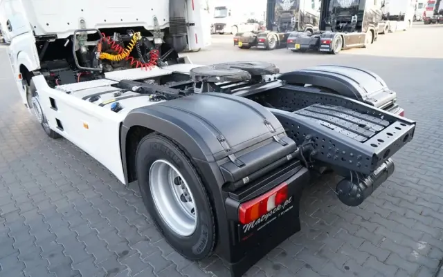 MERCEDES-BENZ ACTROS 1846 / STREAM SPACE / EURO 6 