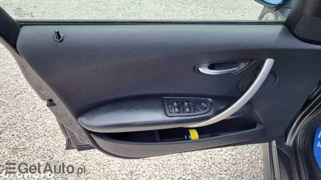 BMW Seria 1 120i