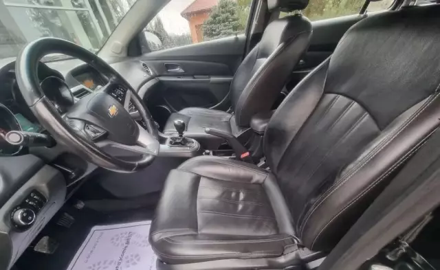 CHEVROLET Cruze 
