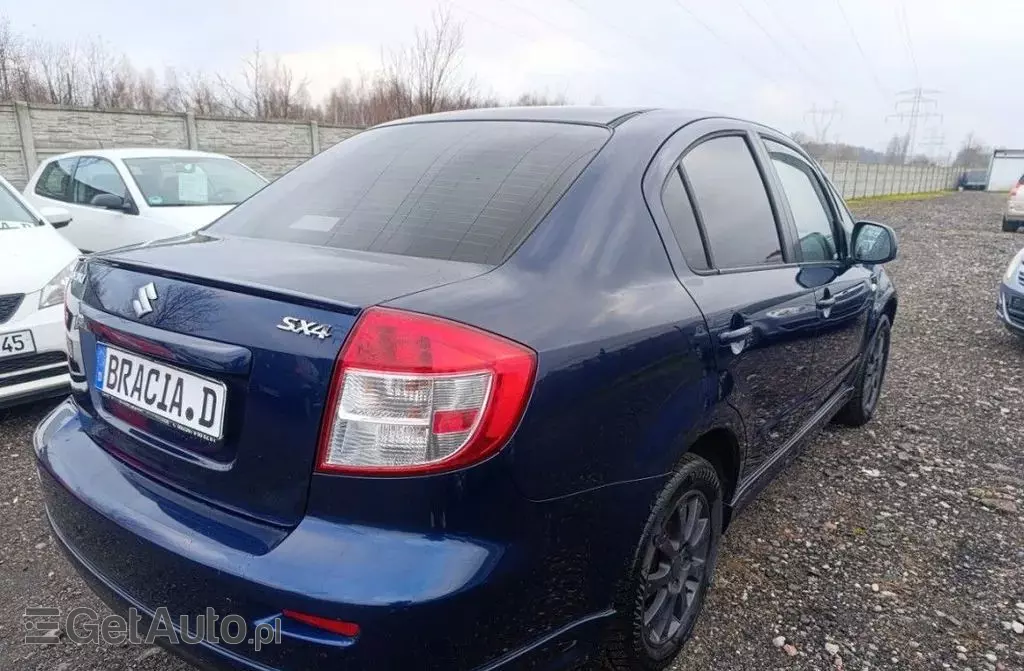 SUZUKI SX4 