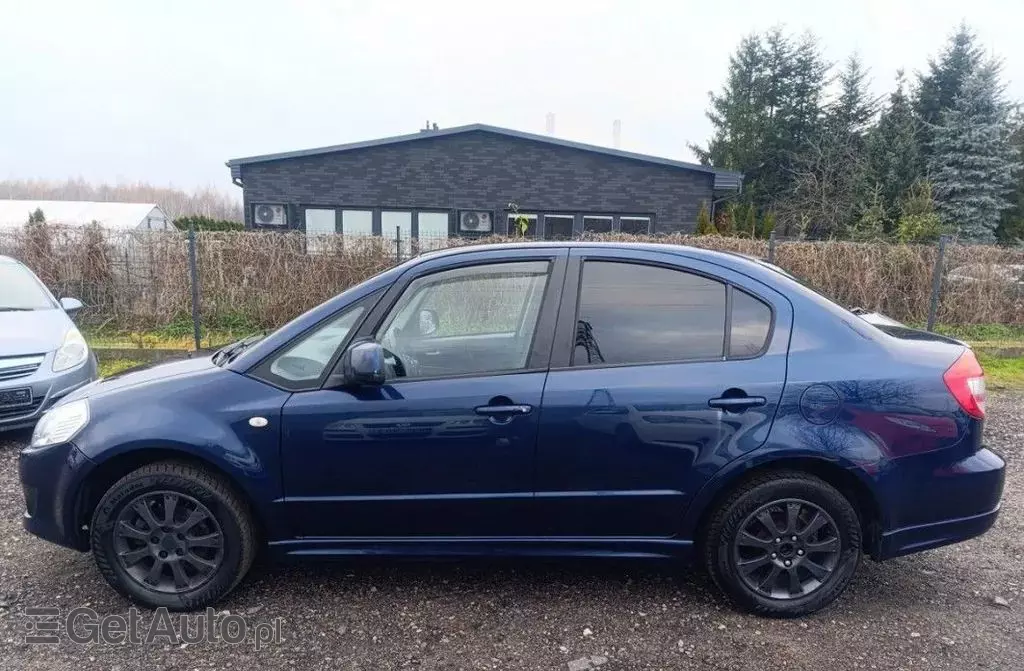 SUZUKI SX4 