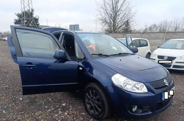 SUZUKI SX4 