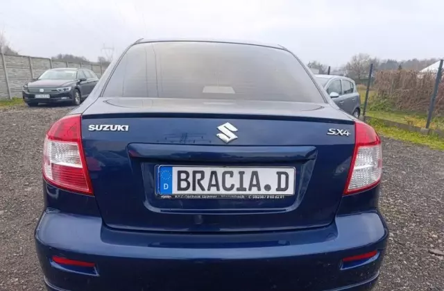 SUZUKI SX4 